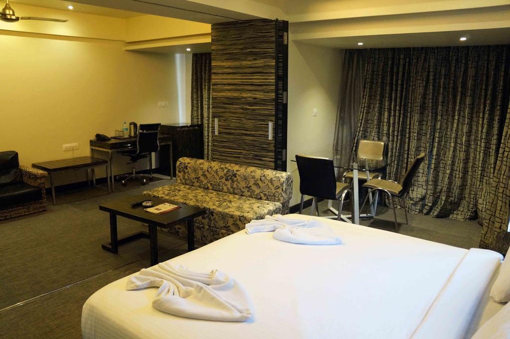 Kumar Resort Lonavala Ruang foto